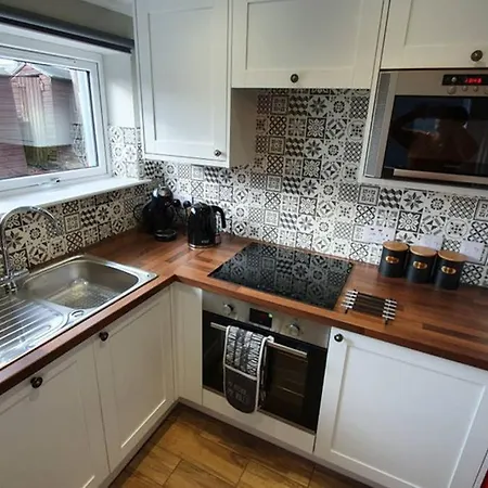 Smart & Stylish Holiday Apartment In The City Centre Inverness Exterior photo